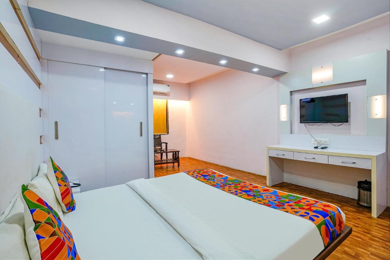 Fabexpress Vinyasa Residency Hotell Bhayandar Eksteriør bilde